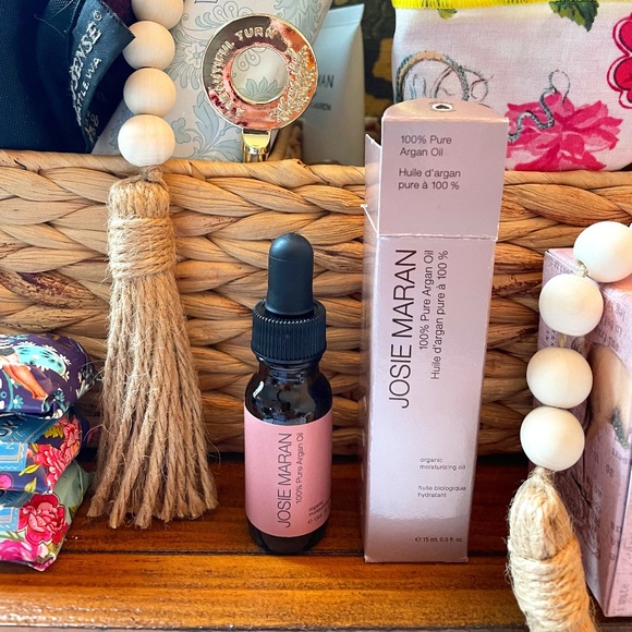 JOSIE MARAN 100% PURE ARGAN OIL - Picture 1 of 3
